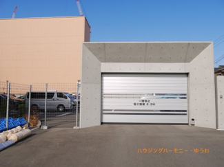 【駐車場】
