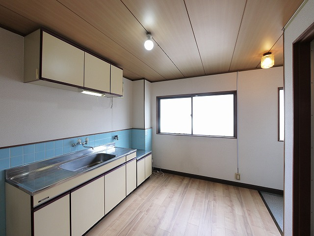 ハイツヨネダのキッチン|キッチンでお料理をお楽しみください