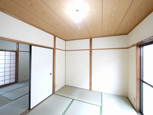 ハイツヨネダの和室|ゆったりとくつろげる和室です