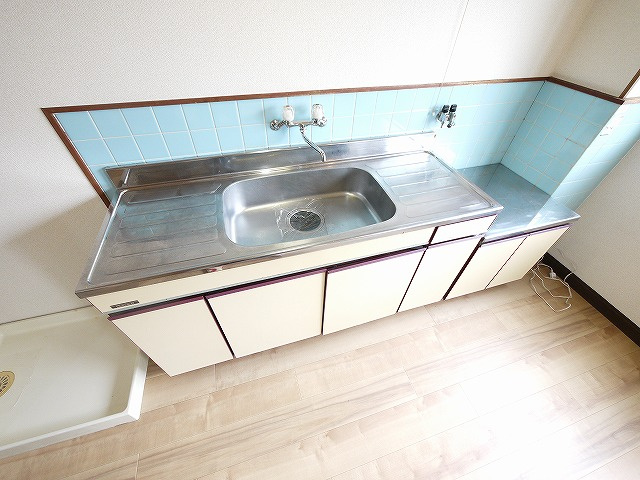 ハイツヨネダのキッチン|きれいなキッチンです