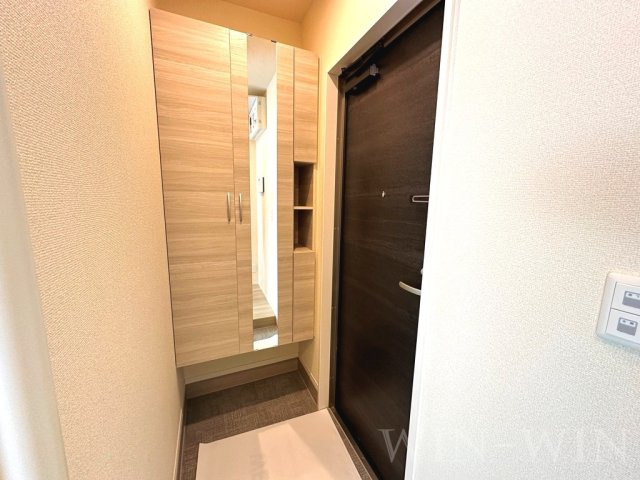 D-square花田二番町の玄関