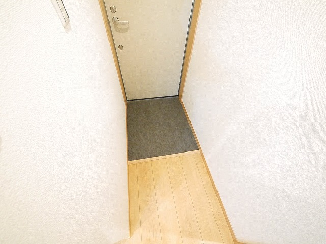 Gradito　富雄駅前の玄関|ゆったりとした玄関です