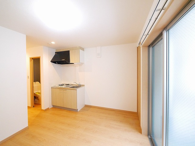 Gradito　富雄駅前の居間・リビング|こちらのリビングで趣味の時間をお楽しみください