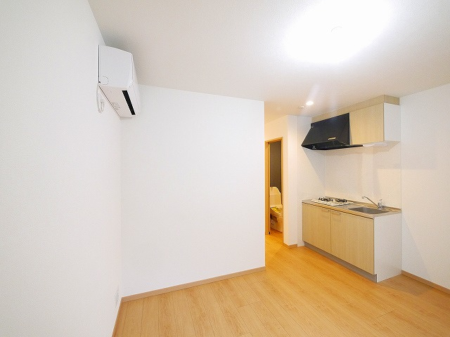 Gradito　富雄駅前の居間・リビング|こちらのリビングで趣味の時間をお楽しみください