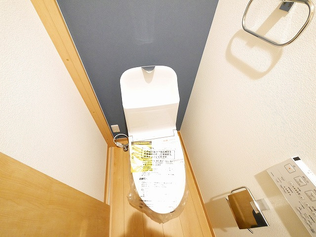 Gradito　富雄駅前のトイレ|ゆったりとした空間のトイレです