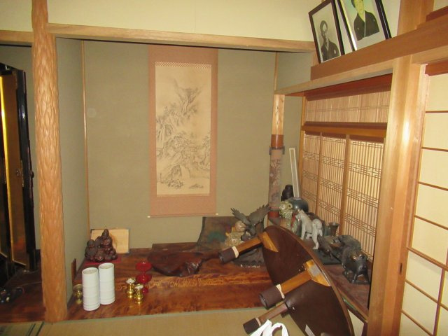 津山市吹屋町　中古住宅　5LDKの内装