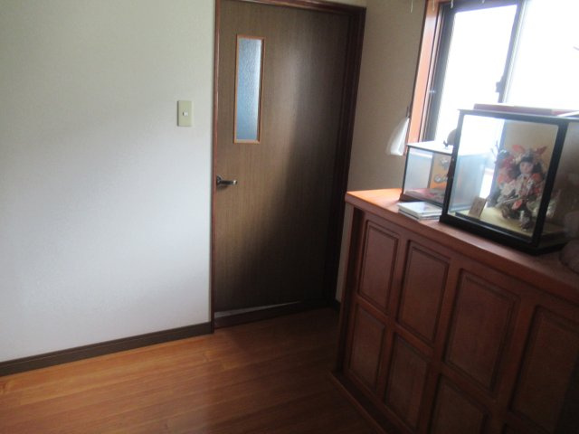 津山市吹屋町　中古住宅　5LDKの内装