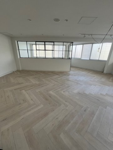 中屋第一ビルのエントランス