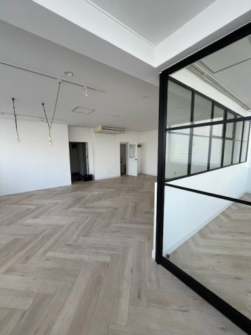 中屋第一ビルの内装