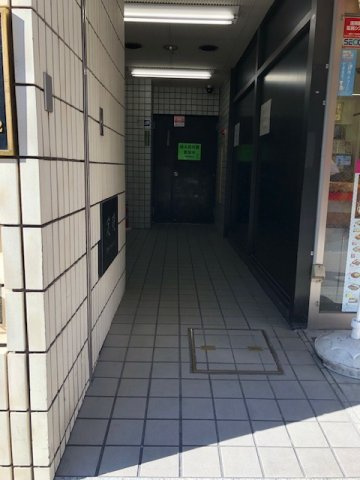 ノーブル池袋のエントランス
