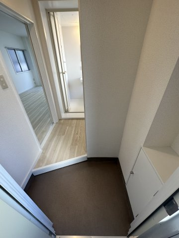 田口ビルの玄関