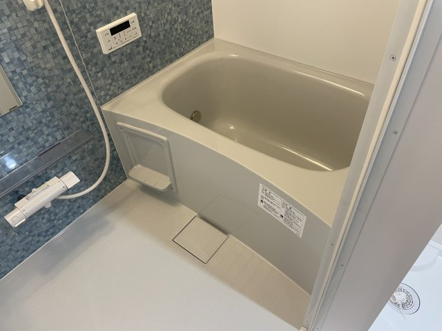 アイメゾンライブの浴室