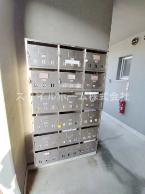 【その他共用部分】 | グラン・ドゥムール | 別部屋写真です。