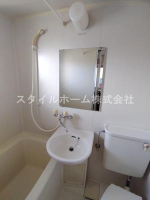 【洗面所】 | グラン・ドゥムール | 別部屋写真です。