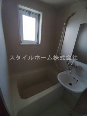 【浴室】 | グラン・ドゥムール | 別部屋写真です。