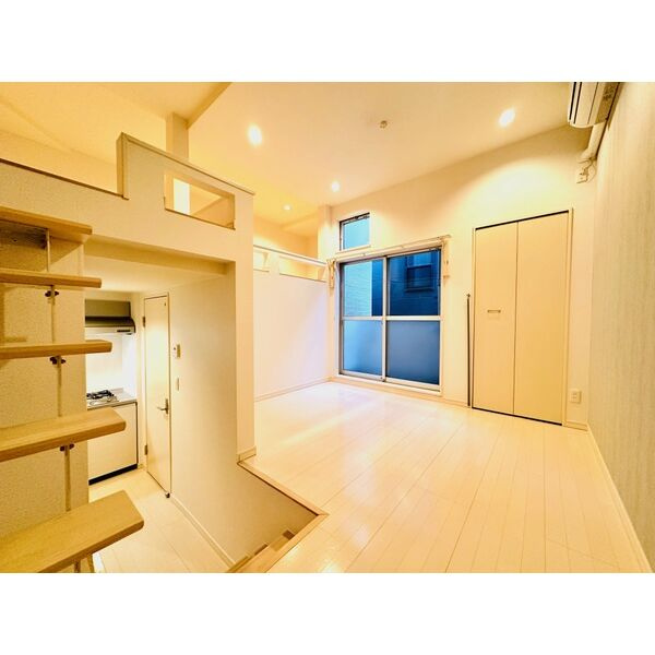 HUMMING LIFE新栄の居間・リビング