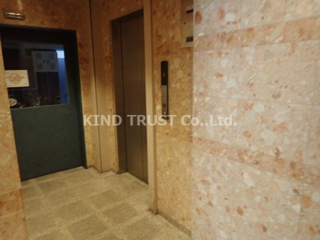 オリエンタル西天満のエントランス|ゆとりのあるエントランスです