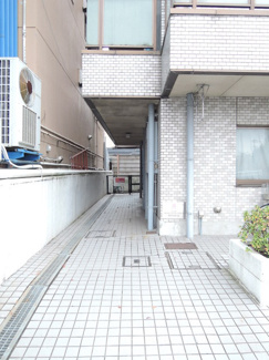 ★建物入り口★