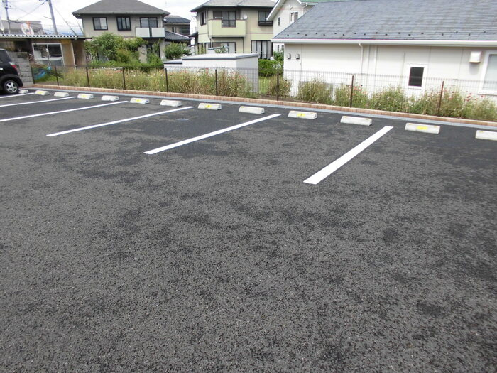 キャトルセゾンの駐車場|駐車場
