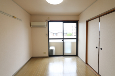 【居間・リビング】 | メゾン・パークス Ｃ | 居室・リビング