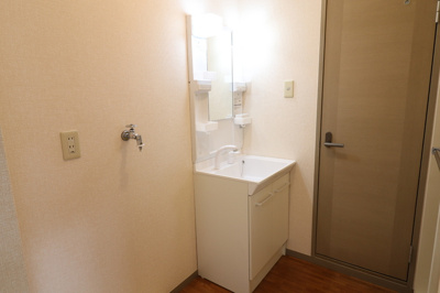 【独立洗面台】 | メゾン・パークス Ｃ | 洗面室