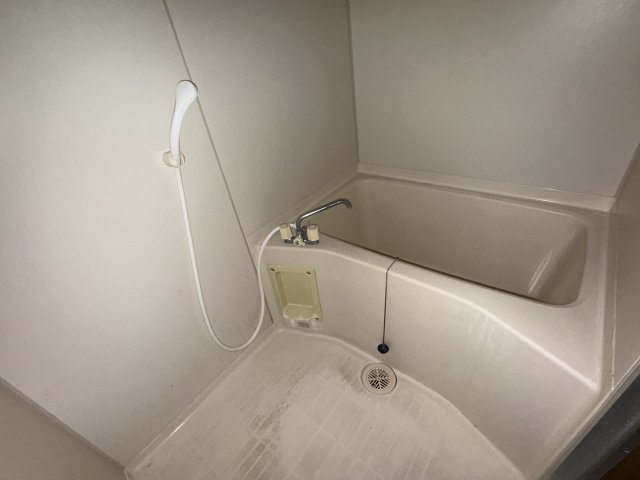サンファミール西庄の浴室