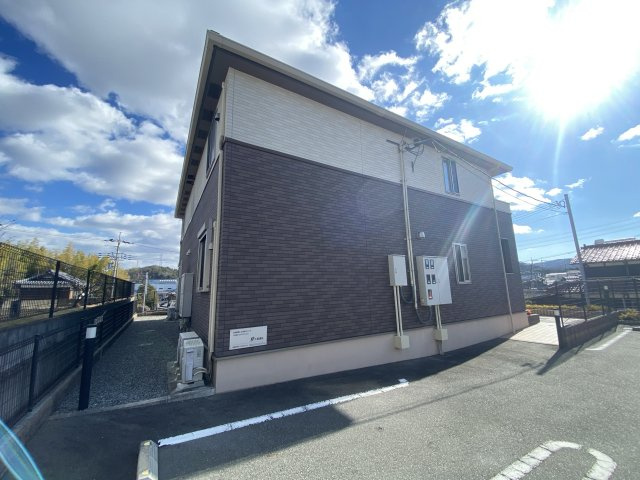 ウエストガーデンⅤの外観