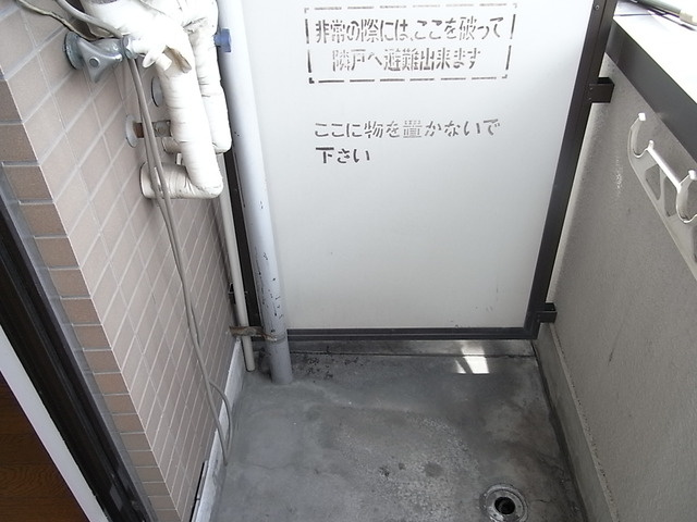 ルミエールＵＯＺＡＫＩの洗面所|洗濯機置場