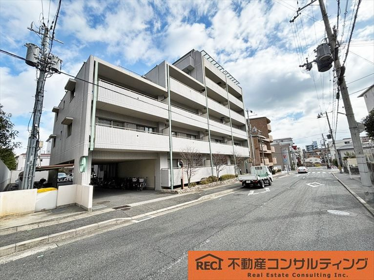 シオン西岡本の外観