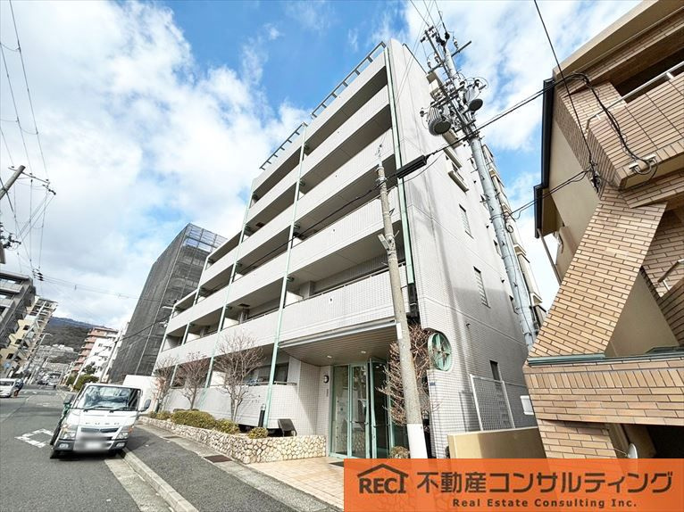 シオン西岡本の外観