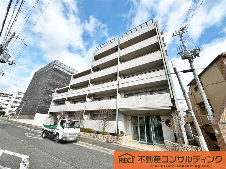 シオン西岡本の外観