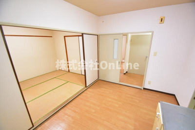 【洋室】 | 旭ハイツ