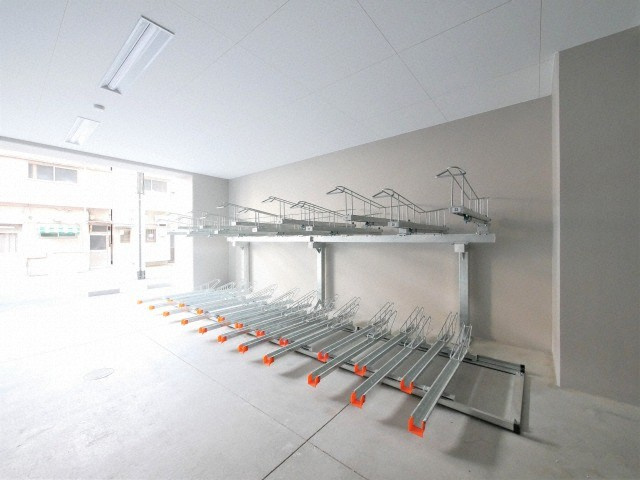 エスリード弁天町グランツのロビー