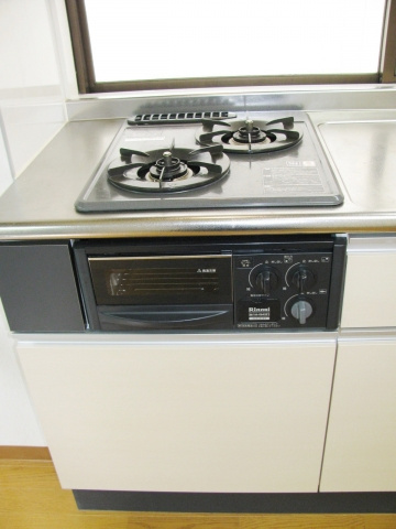 SRビルのキッチン|※写真は同タイプの別室になります