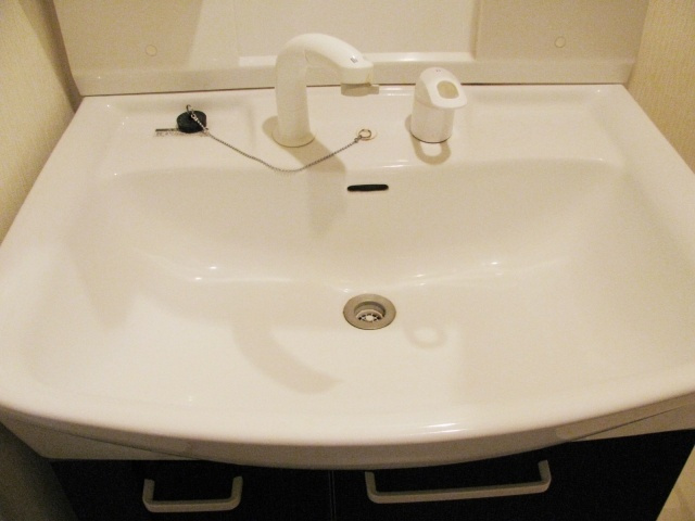 SRビルの洗面所|※写真は同タイプの別室になります