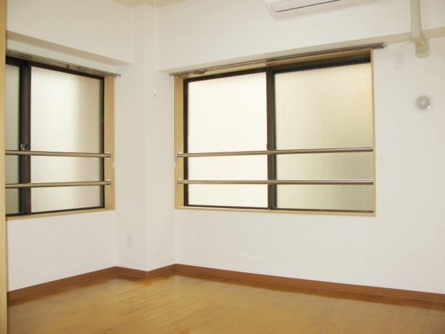 SRビルの洋室|※写真は同タイプの別室になります