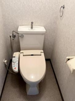 【トイレ】 | パインフィールド | ※同タイプの写真となり、実際のお部屋とは異なる場合があります。