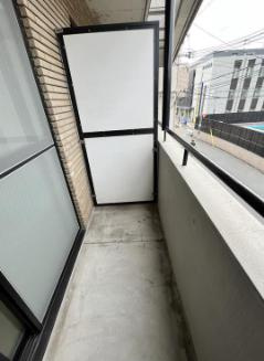 【バルコニー】 | パインフィールド | ※同タイプの写真となり、実際のお部屋とは異なる場合があります。