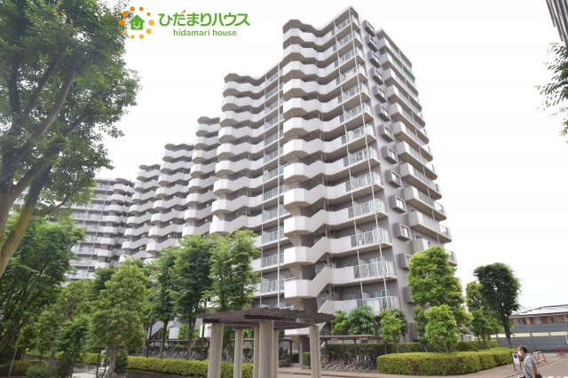 サンマンション北本2号館の外観