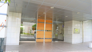 【エントランス】