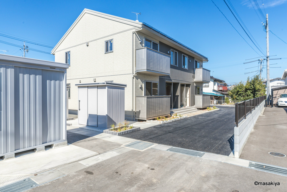 アンソレイユ・ヒルズ　B