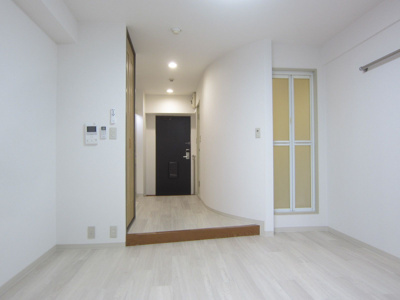 【洋室】 | ルネスロワール博多駅南 | 別号室の写真になります。現況優先。