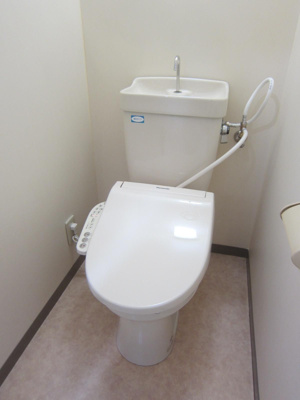 【トイレ】 | ルネスロワール博多駅南 | 別号室の写真になります。現況優先。