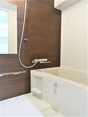 【浴室】 | LIBTH博多駅南Ⅱ  | 別号室の写真になります。現況優先。