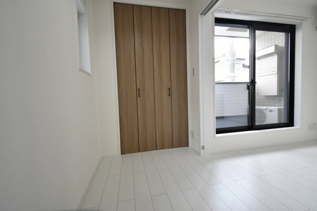 キャッスルコート西宮鳴尾の洋室