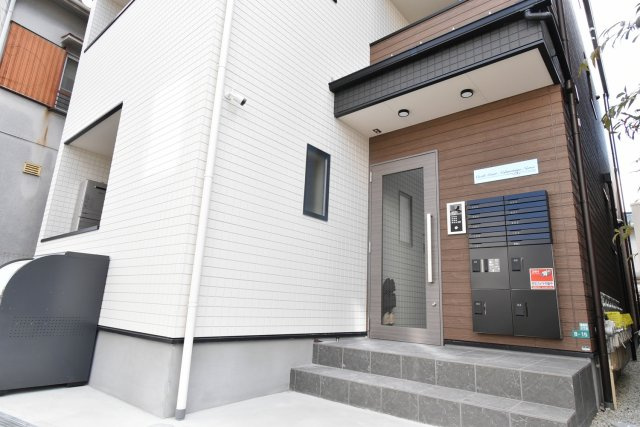 キャッスルコート西宮鳴尾のエントランス