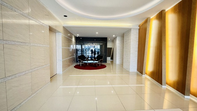 【ロビー】 | スプランディッド難波キャトル