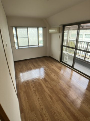 【洋室】 | ロイヤル桑原