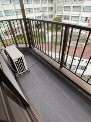 【バルコニー】 | ロイヤル桑原