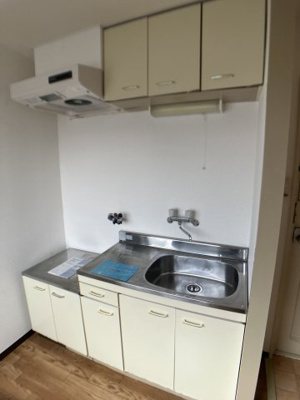 【キッチン】 | ロイヤル桑原